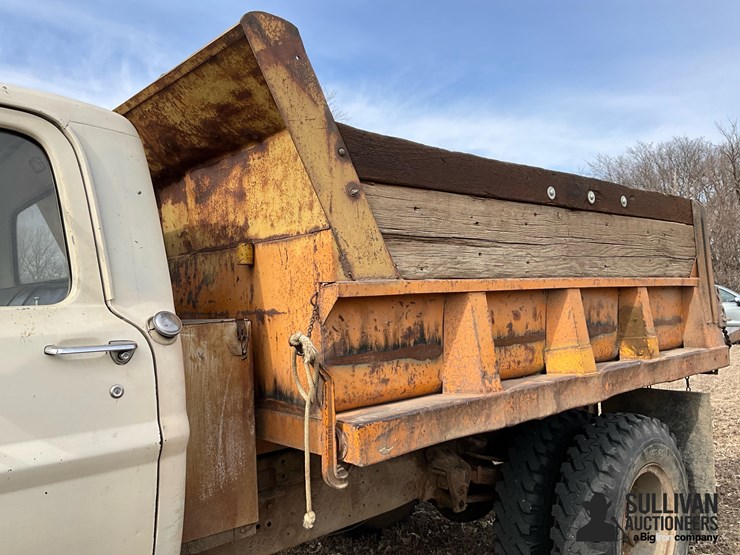 1972-ford-f600-image-11