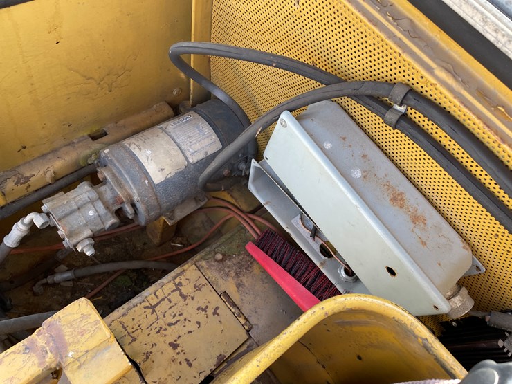 caterpillar-966c-image-42