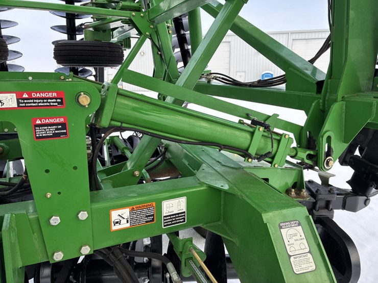 2008-john-deere-637-image-21