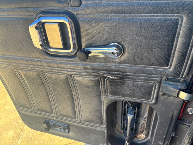 1993-mack-ch600-image-43