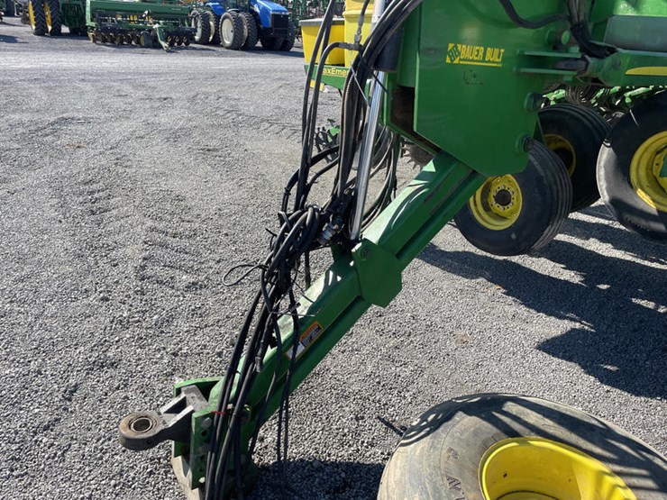 2004-john-deere-db90-image-13