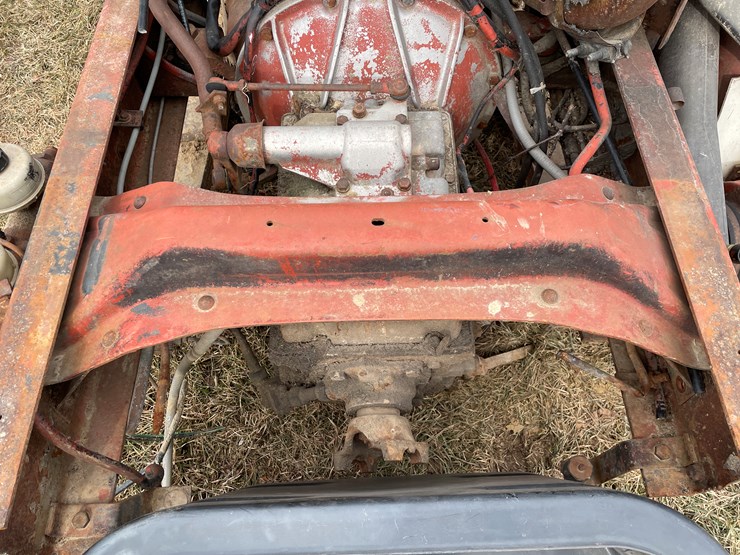 #4226-•-mack-midliner-6-cylinder-diesel-engine-image-18