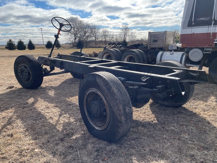 #4210-•-truck-frame-image-6