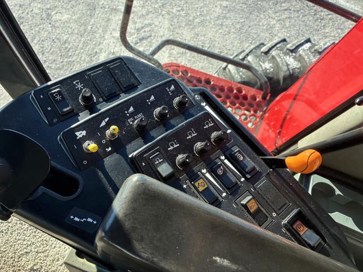 2008-case-ih-2588-image-109