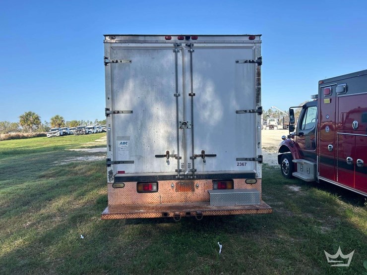 2006-gmc-w4500-image-22