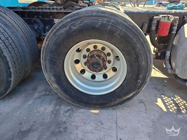 2019-kenworth-t880-image-47