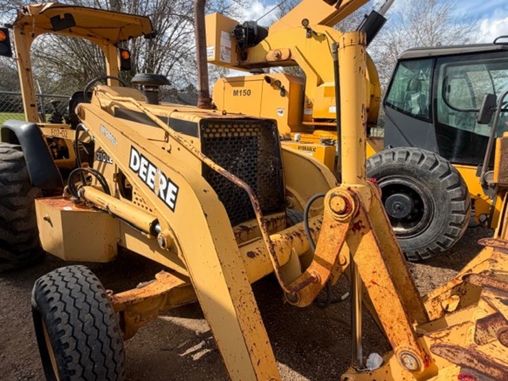 deere-210le-image-20