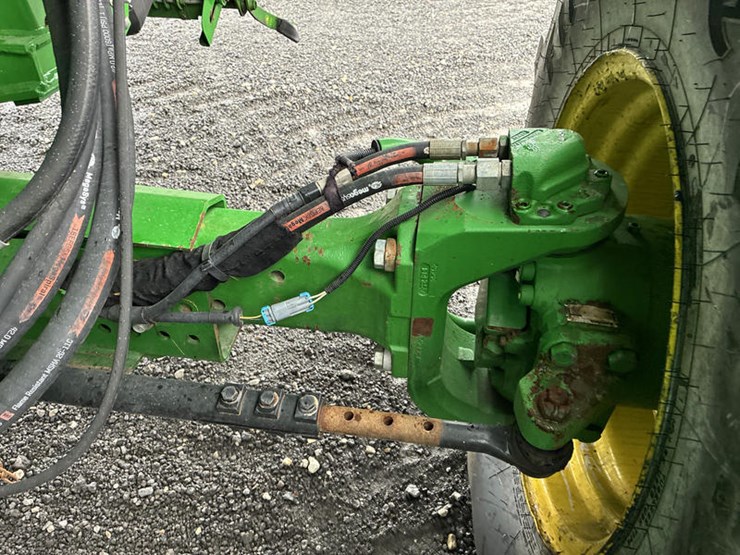 2014-john-deere-s680-image-41