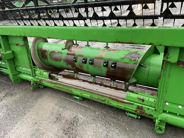 2014-john-deere-625f-image-12