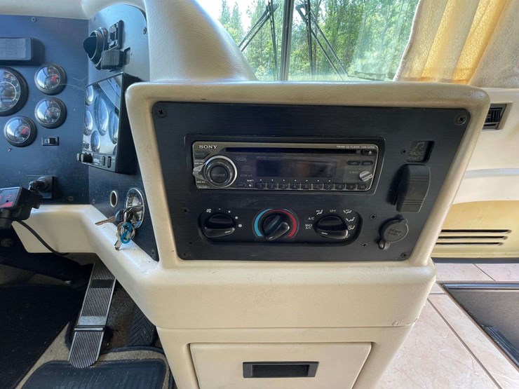 2000-holiday-rambler-"endeavor"-motorhome-(52,465-miles)-image-26