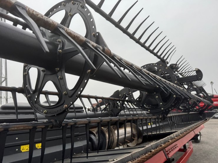 2013-case-ih-2162-image-16