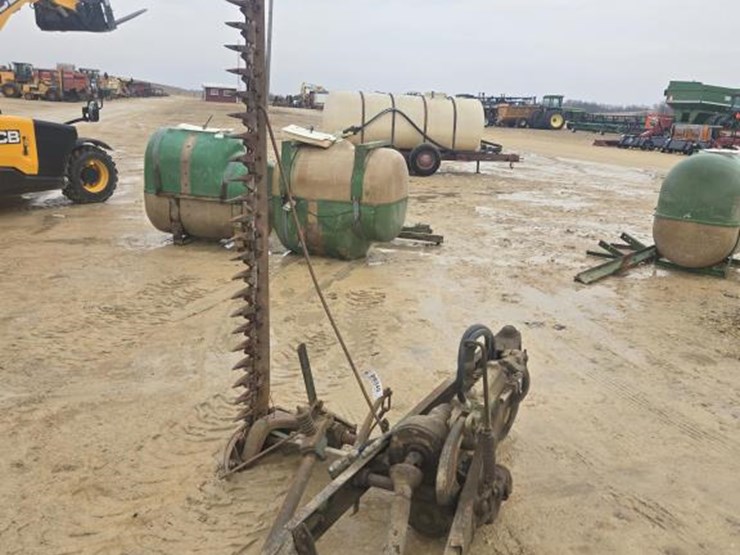 john-deere-8-image-1