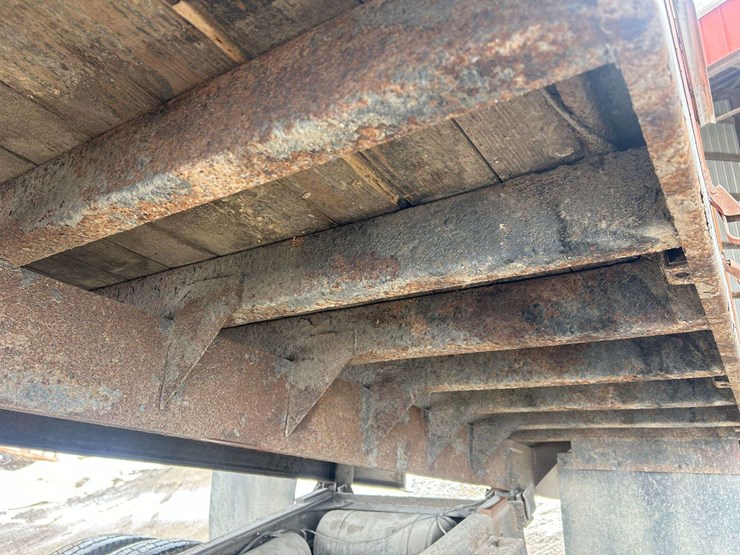 1991-chevy-kodiak-8500-tandem-grain-truck-with-18ft-bed-image-26