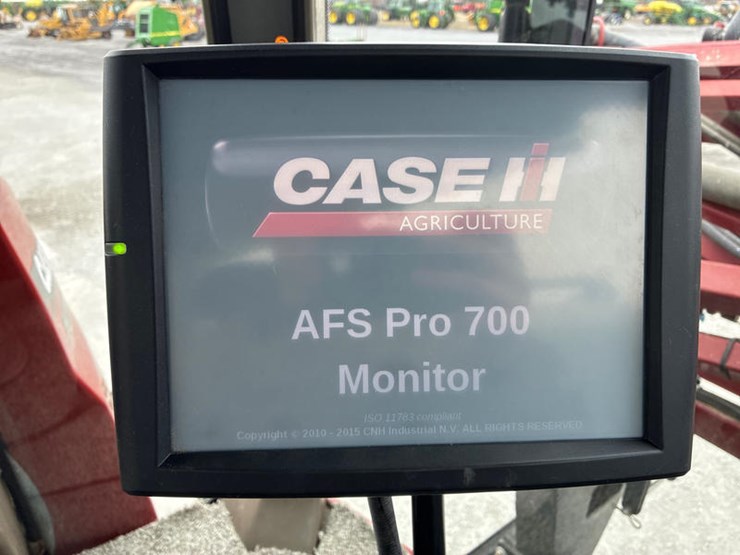 2015-case-ih-patriot-3340-image-76