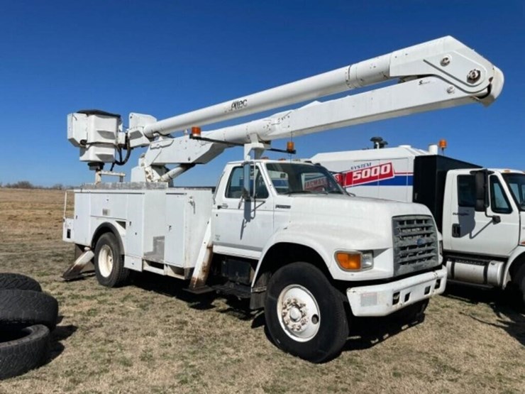 1996-ford-800-image-2