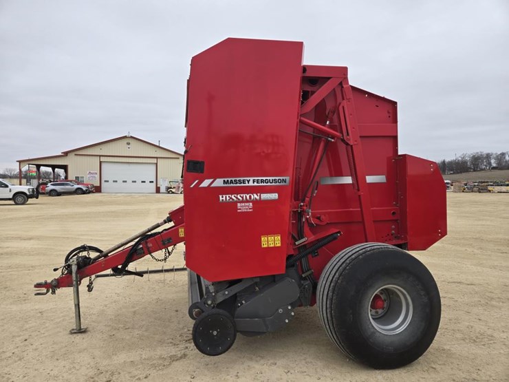 2011-massey-ferguson-2856-image-14