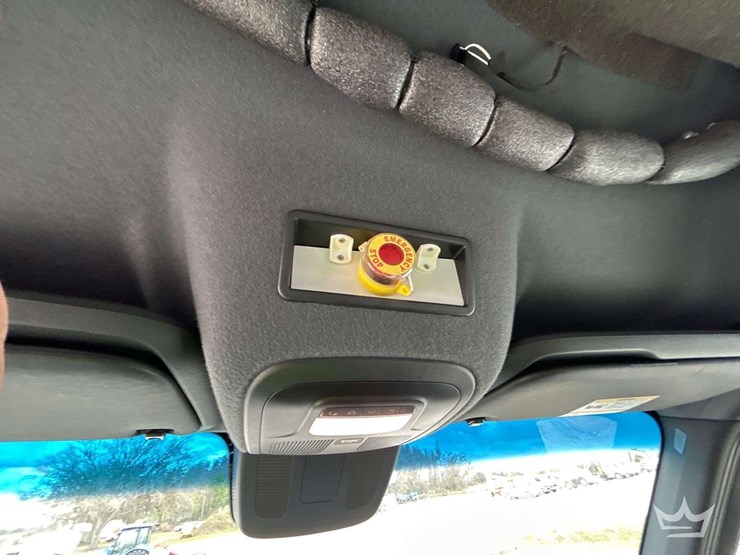 2021-mercedes-benz-sprinter-4500-image-23