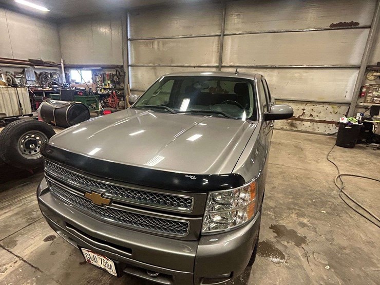 2013-chevy-silverado-lt-z71-pick-up-truck-image-6