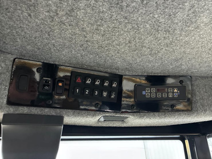 2015-ag-chem-rg1100-image-98