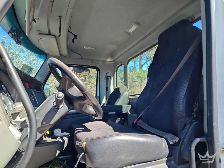 2019-kenworth-t880-image-50