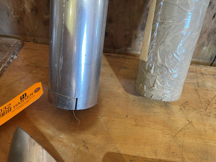 #8032-•-pair-of-exhaust-stacks-image-3