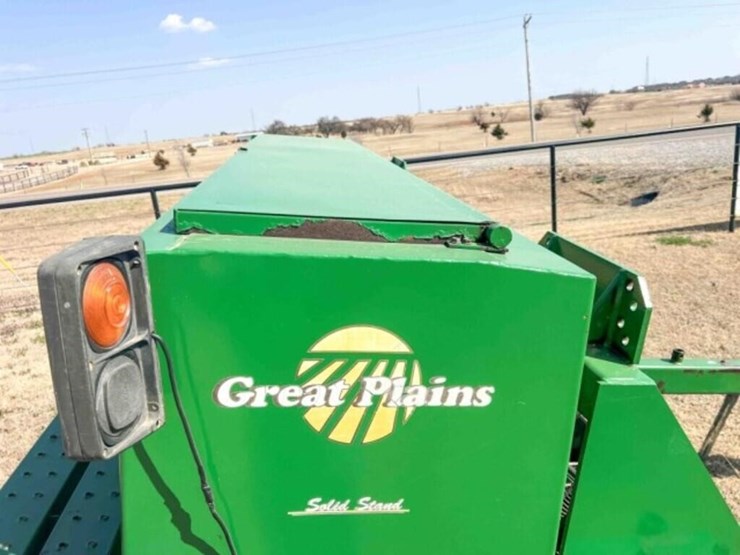 great-plains-10’-no-till-drill-image-12