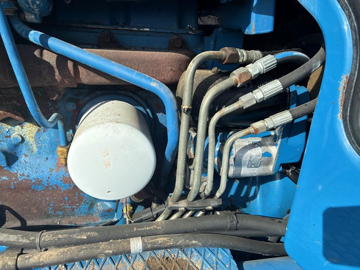 1990-ford-8730-image-29