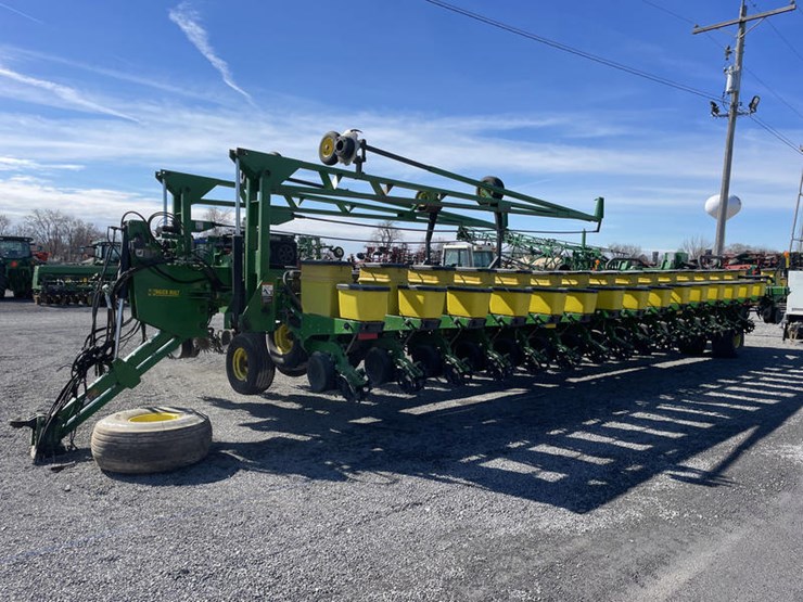 2004-john-deere-db90-image-2