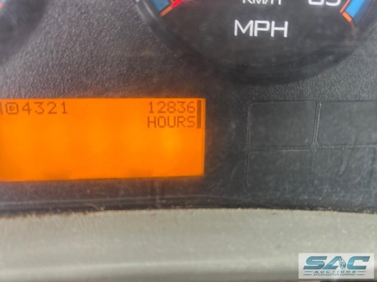 2016-international-durastar-4400-image-20