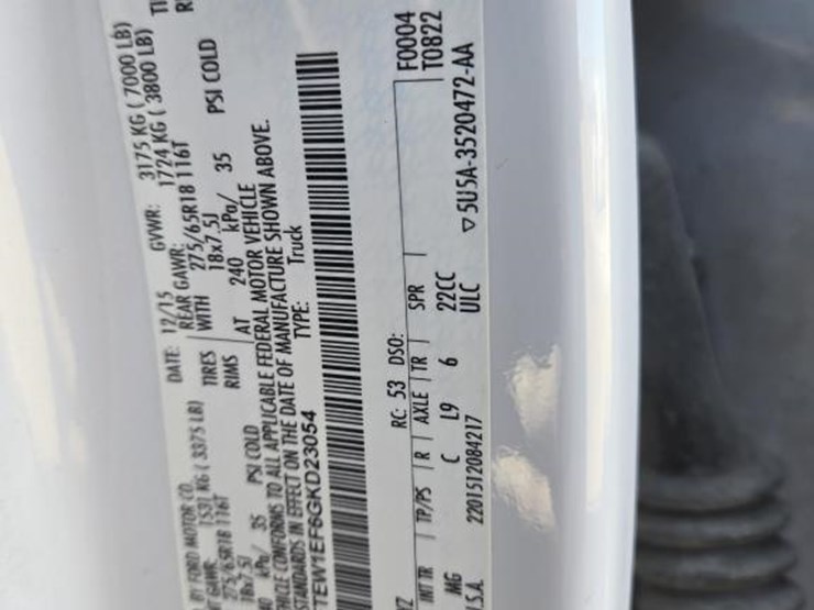 2016-ford-f150-image-21