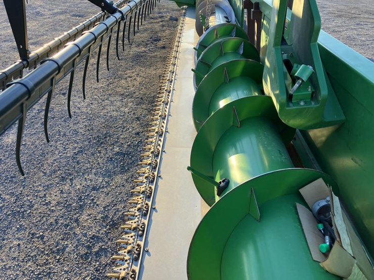 2005-john-deere-630f-image-10