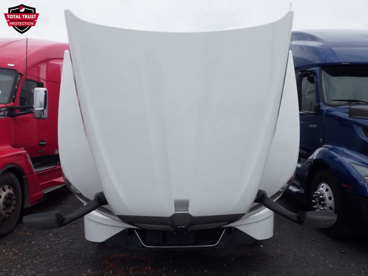 2022-kenworth-t680-image-27