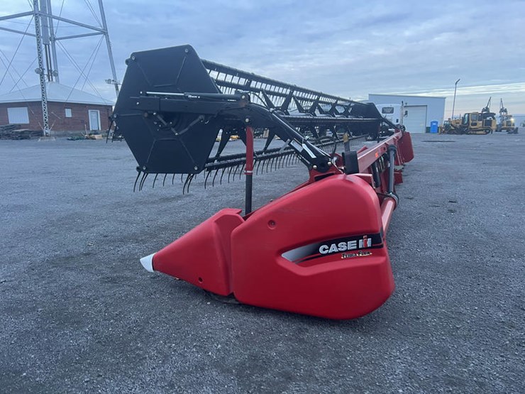 2011-case-ih-3020-image-2