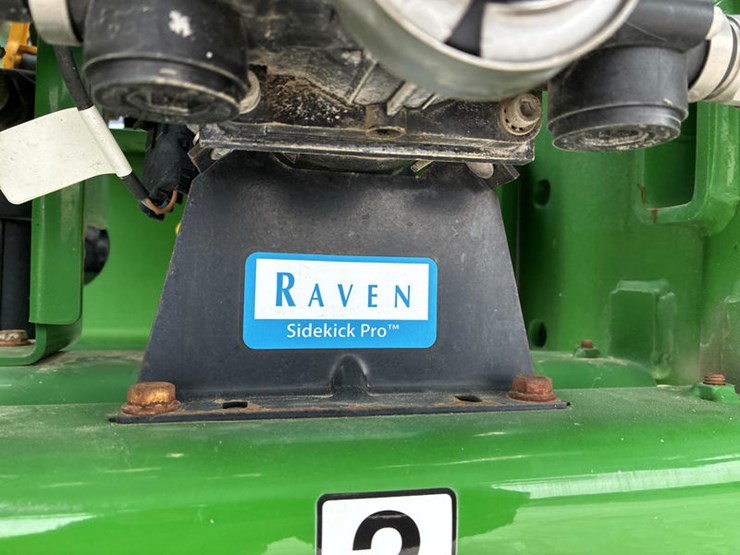 2021-john-deere-r4030-image-31