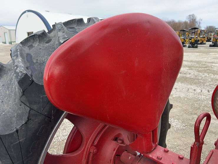 farmall-300-image-50