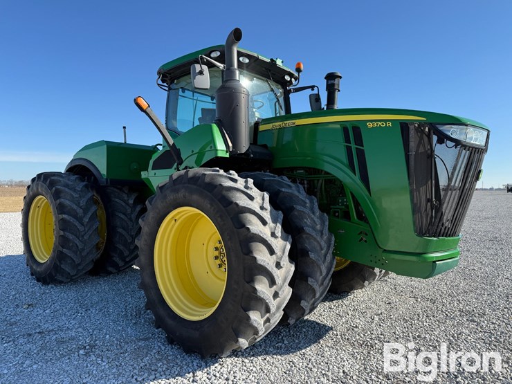 2015-john-deere-9370r-image-3