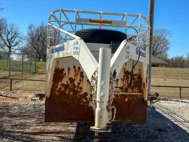 24’-x-6’-gooseneck-livestock-trailer-image-17