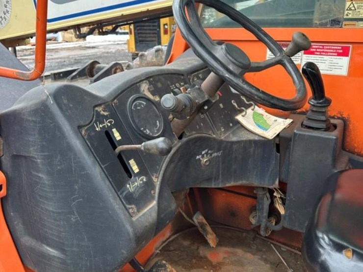 2015-jlg-g6-42a-image-13