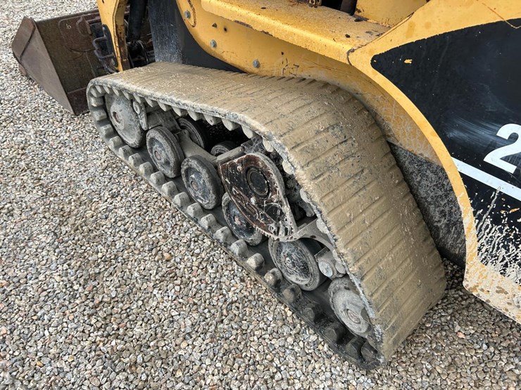 caterpillar-257b-image-16