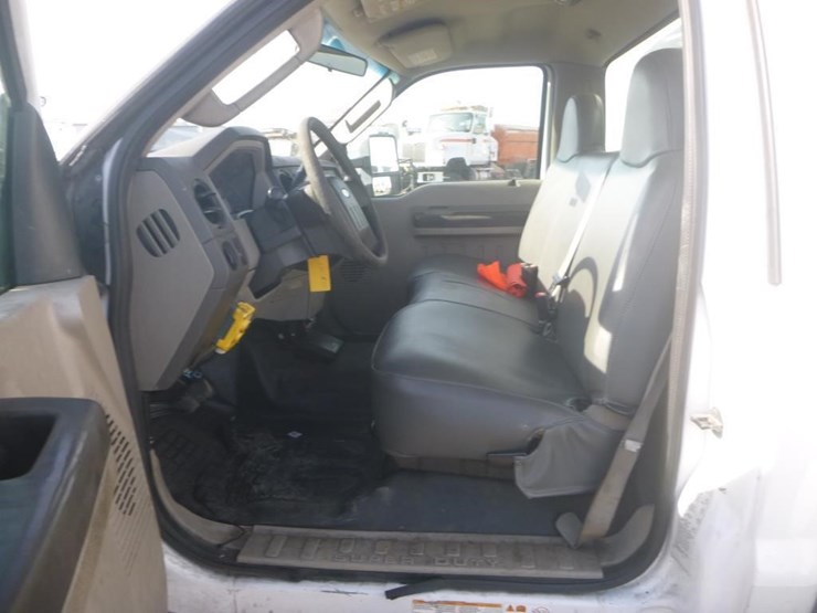 2008-ford-f450-image-12