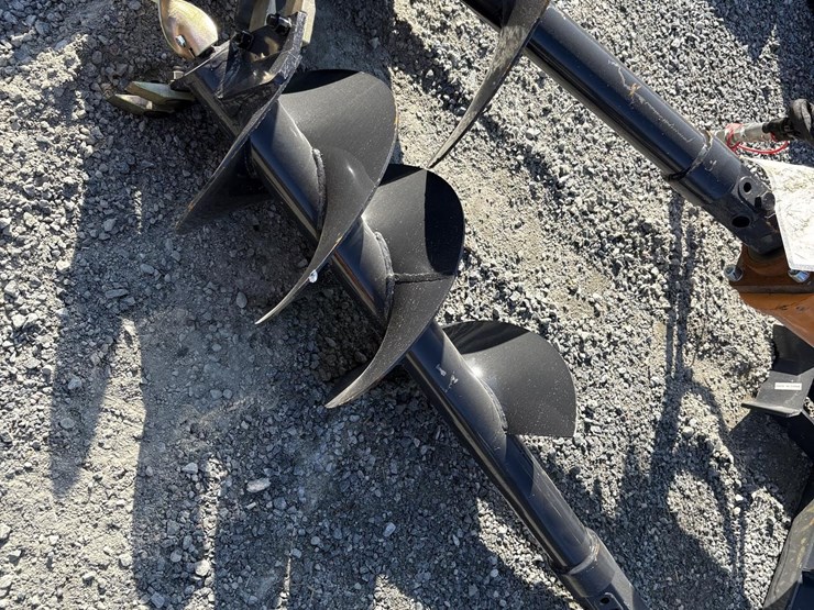 2025-wolverine-adb-13-1218r-image-4