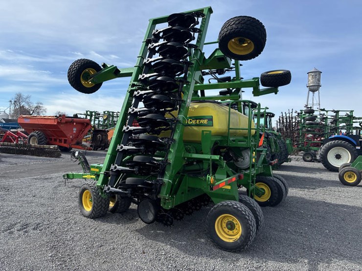 2005-john-deere-1690-image-7