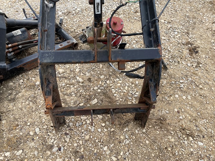 #4253-•-(2)-western-plow-mounts-image-8