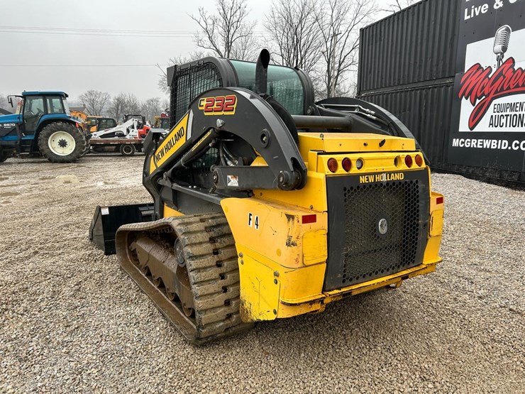 2017-new-holland-c232-image-2