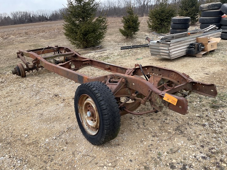 #4254-•-1964-gm-c20-truck-frame-image-3