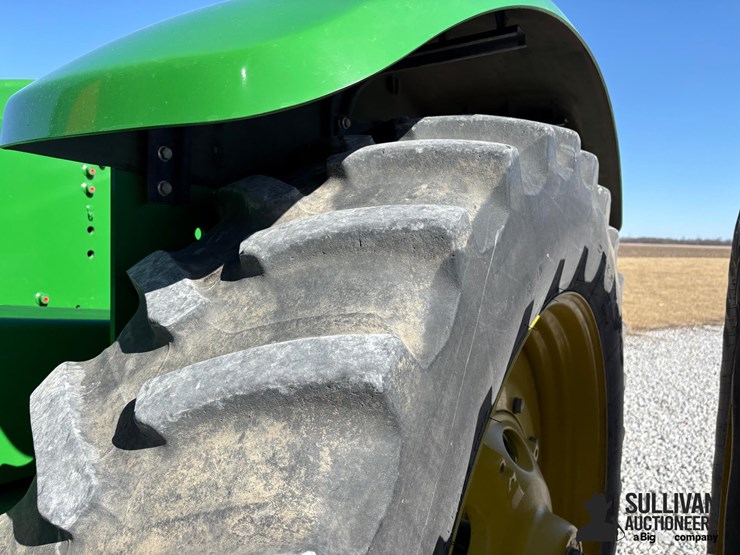 2014-john-deere-9410r-image-13