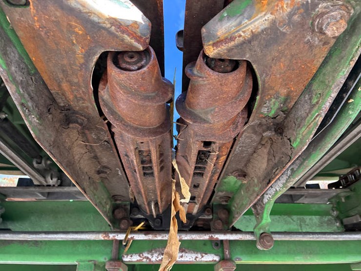 2012-john-deere-612c-image-43