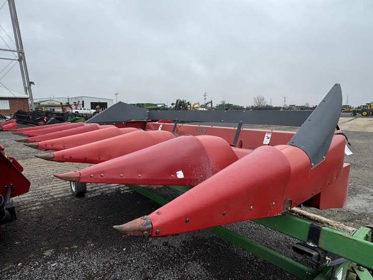 case-ih-1063-image-18