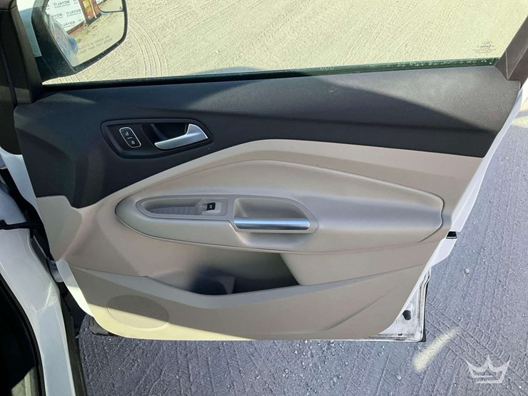 2018-ford-escape-image-27