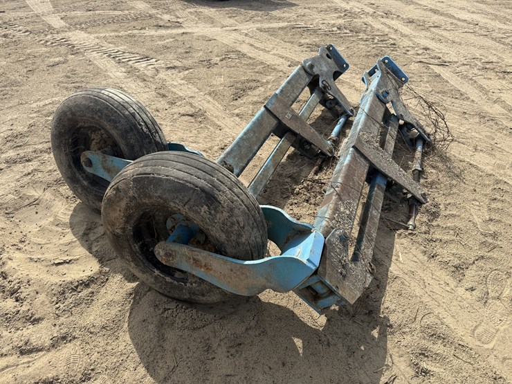 pair-of-assist-wheels-image-1